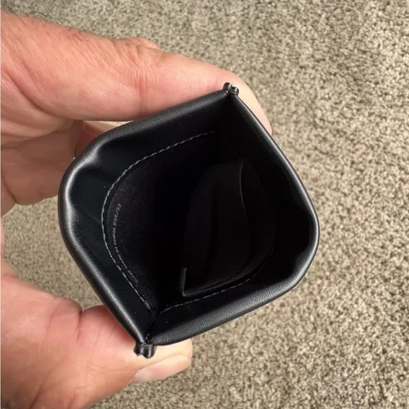 Saint Laurent Black Leather sunglasses case only - Picture 5 of 7